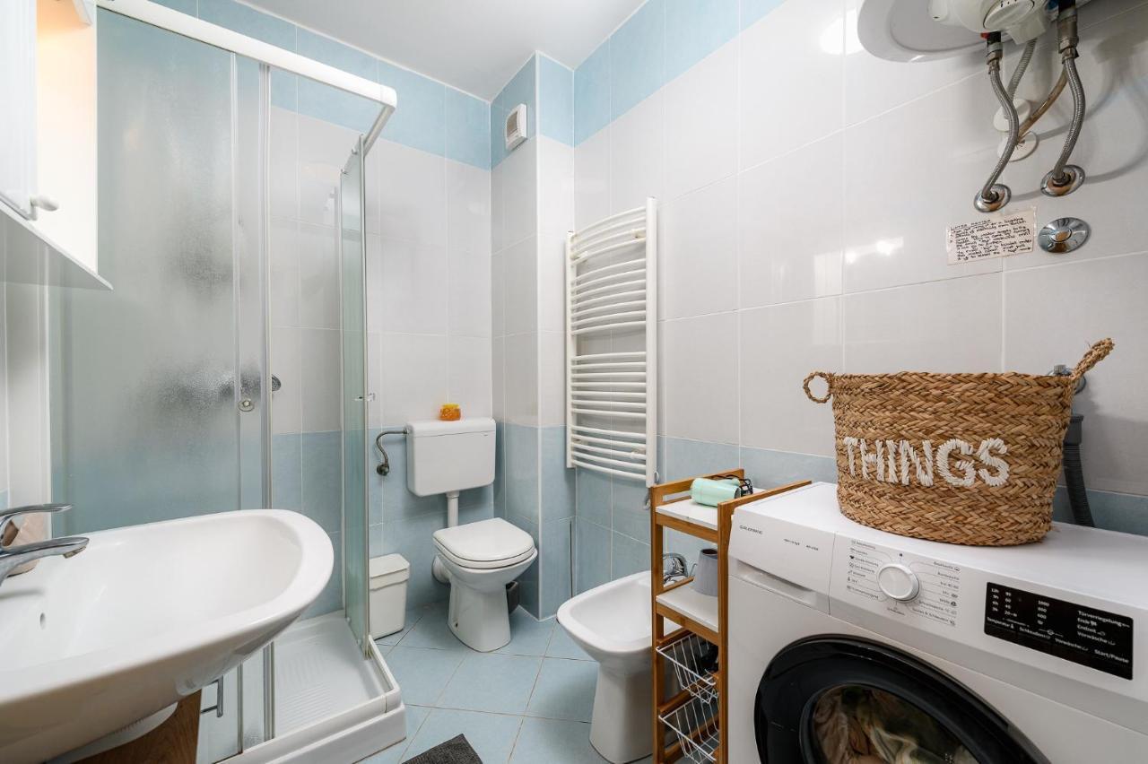 Apartment Ares 13 In Umag Center Екстер'єр фото