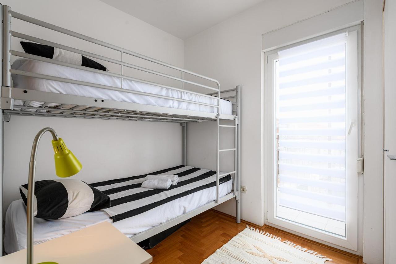 Apartment Ares 13 In Umag Center Екстер'єр фото